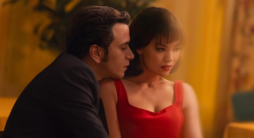 A Netflix új sikersorozata pár perc után a világába szippant