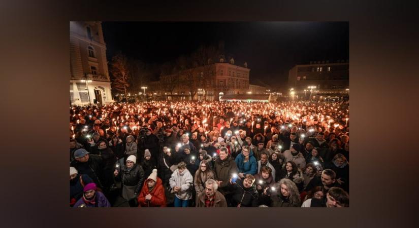 Magyar Péter Putyin embereinek küldött fotókat az országjárásáról