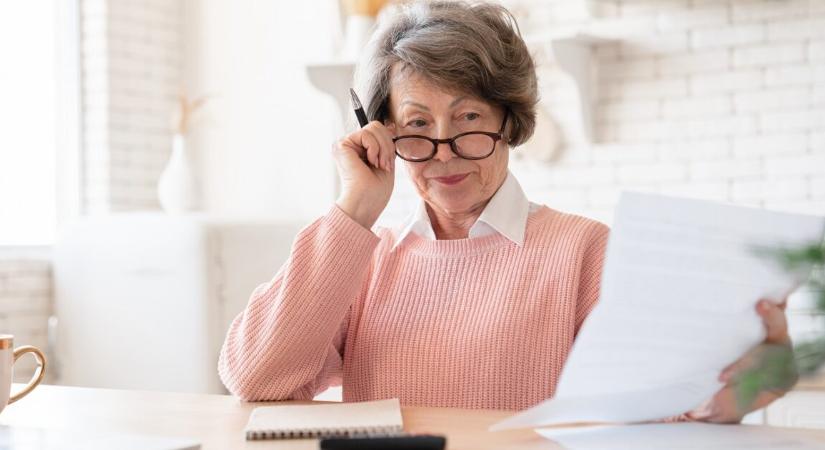 Kiemelt bejelentést kaptak a nyugdíjasok – így változnak a nyugdíjutalások