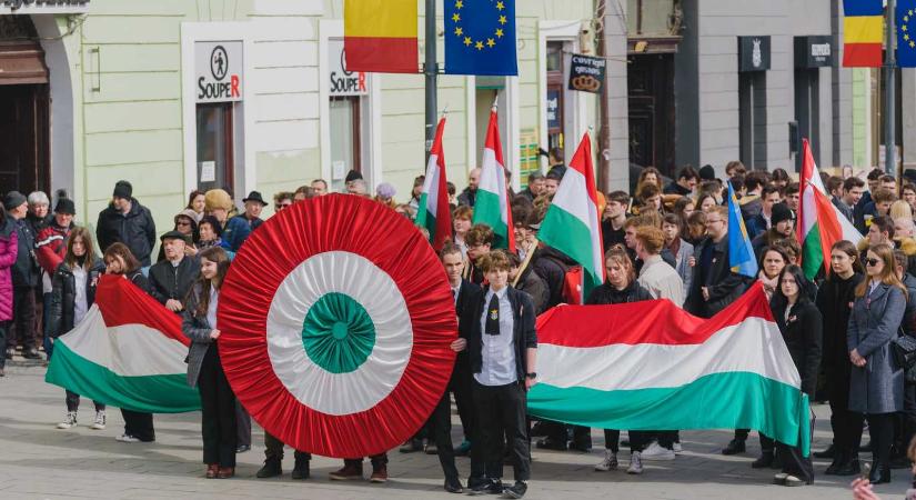 „Bennünk egy a nemzet” – Kolozs megye egész héten ünnepel