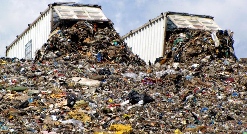 Veszélyben a környék: mérgező csurgalékvíz szivároghat a bezárt vidéki szemétlerakóból