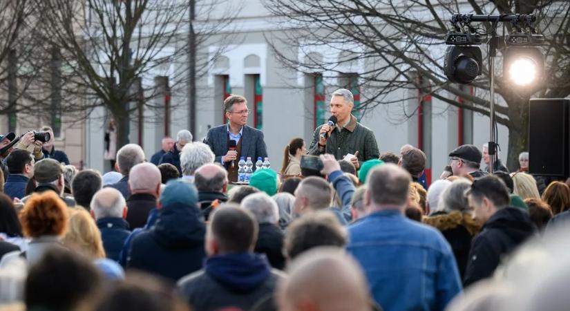 Lázár János: A veszélyek korában élünk