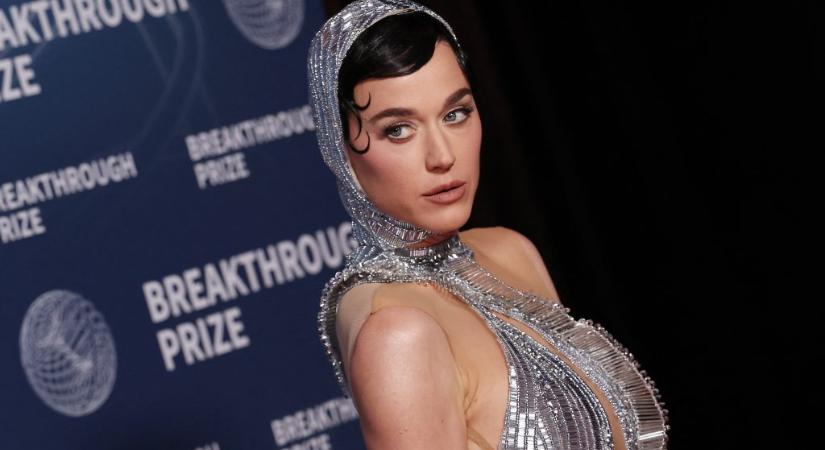 Katie Perry beperelte Katy Perryt és nyert