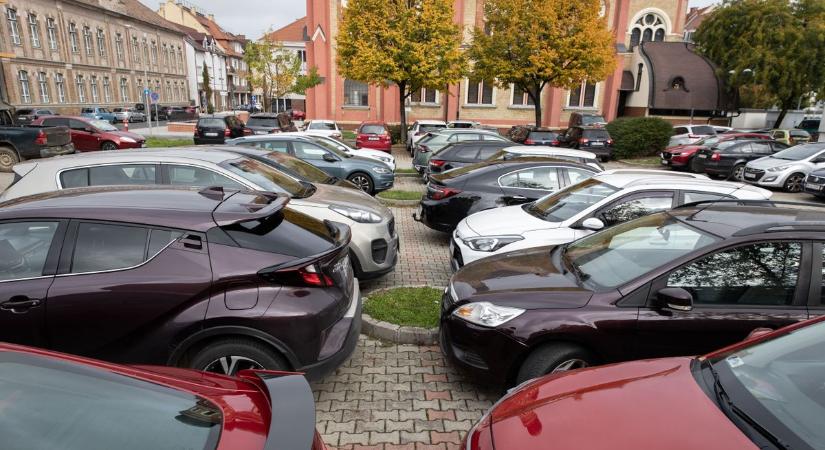 Használt autó 1 millió forint alatt: ezekkel modellekkel nem járunk pórul az autószerelő szerint