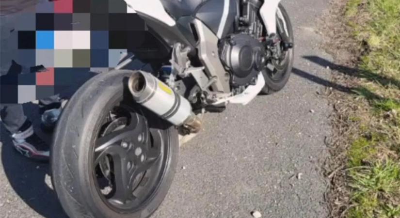 Megállítottak egy motorost a Balatonnál, a rendőrök is elképedtek attól, amit találtak