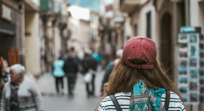 Hogyan fedezzünk fel egy várost gyalogosan?