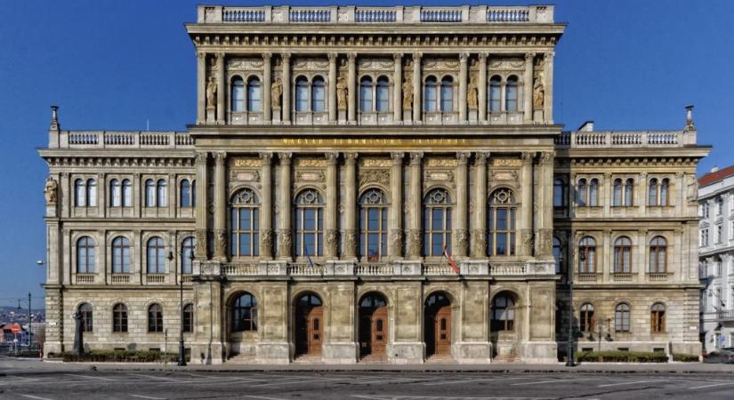 Továbbra is az Akadémiában és a tudósokban bízik leginkább a magyar társadalom