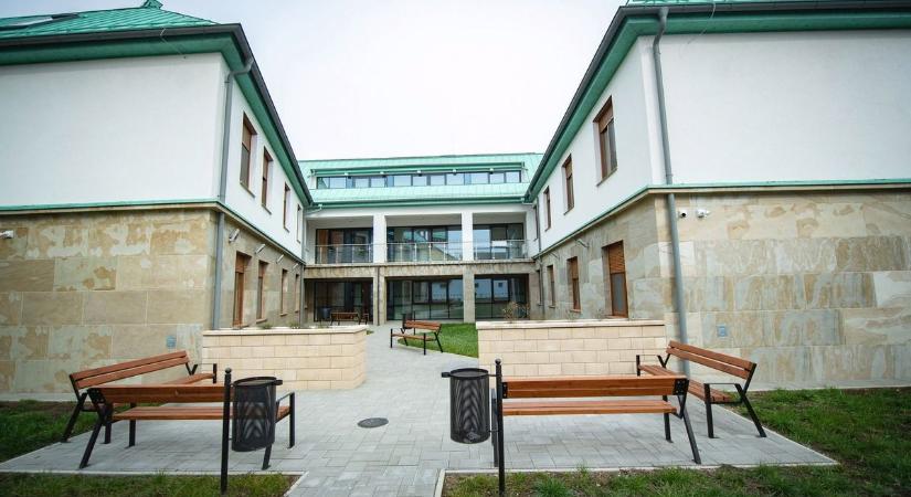 Érkezik a forrás – az új idősek otthona nagy segítség lehet a nyugdíjasoknak