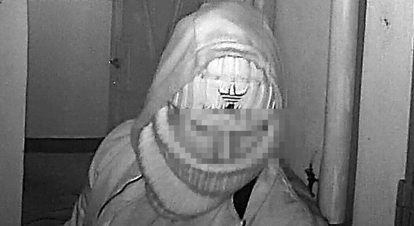 Lopni akart Győrben, nem jött össze: fotón a feltételezett elkövető