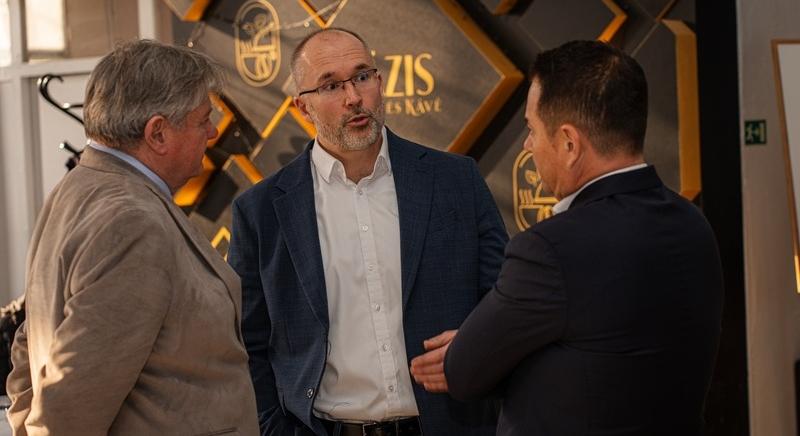 A tudásmegosztásban és a közösségépítésben hisz Soltész Gergő, a VOSZ Heves vármegyei szervezetének új elnöke