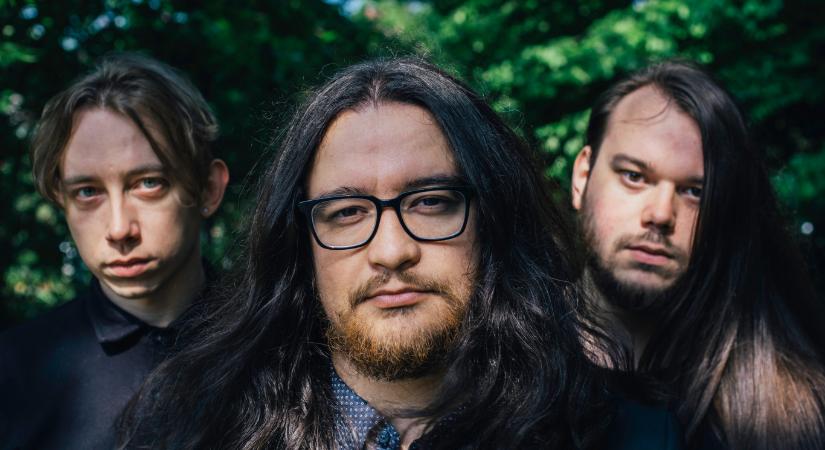 Az ukrán külügyminisztérium ajánlása miatt lemondta budapesti koncertjét egy ukrán metálzenekar