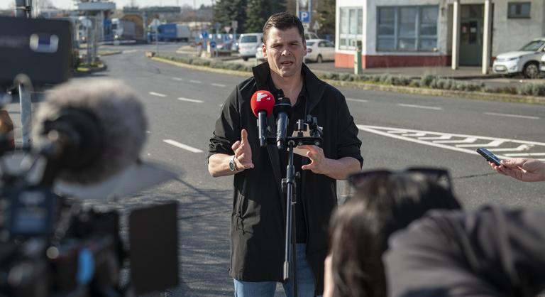 Ukrán reakció a magyar küldöttség útjára: Aki turisztikai céllal utazik, beléphet Ukrajnába a schengeni országokból