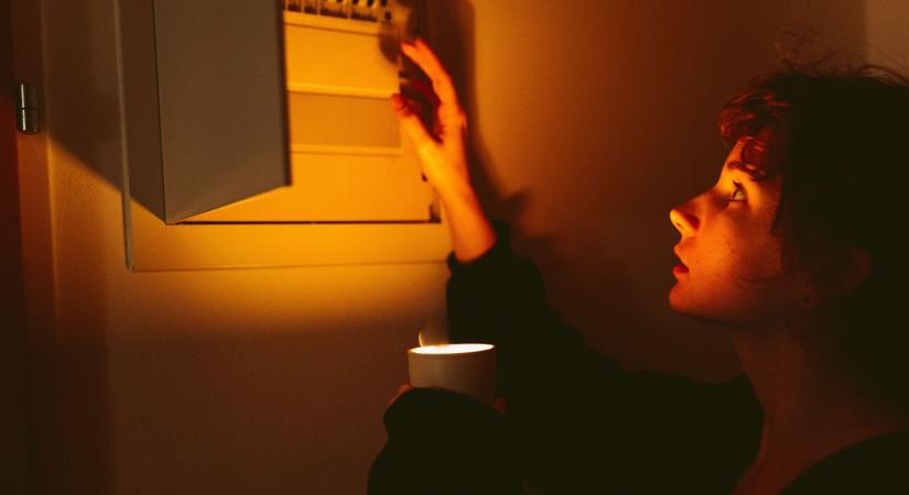 Biztosan le fog engedni a hűtő – hosszú órákig tart majd az áramszünet a Balaton-parton