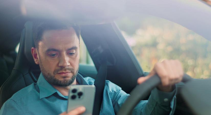 Ilyen SMS-ekkel húzzák le a magyar autósokat – azonnal töröld, ha megkaptad!