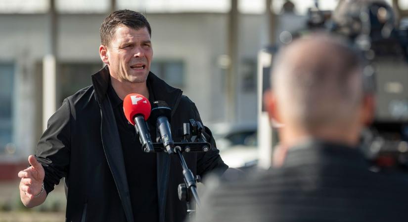 Ez már több a soknál: turistának kiáltotta ki Kijev a Barátság vezetéket vizsgáló magyar csoportot