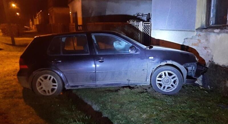 Az automata vészhívás „buktatta le” a jogsi nélküli sofőrt