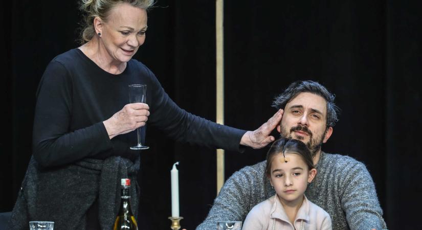 A Macskalápon premierje érkezik a Centrál Színházba