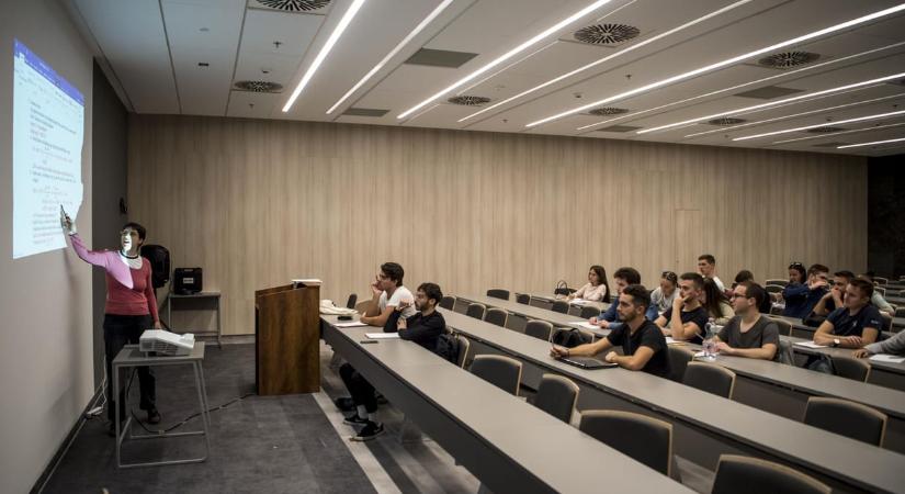 Az állam pont annyi pénzt adhat a kecskeméti egyetemi campus befejezésére, mint amennyibe a közbeszerzés nyertese szerint a beruházás kerül