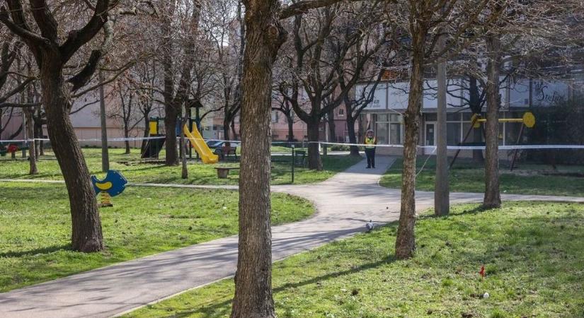 Rettenetes: agyonvertek egy középkorú férfit a belvárosi játszótérnél