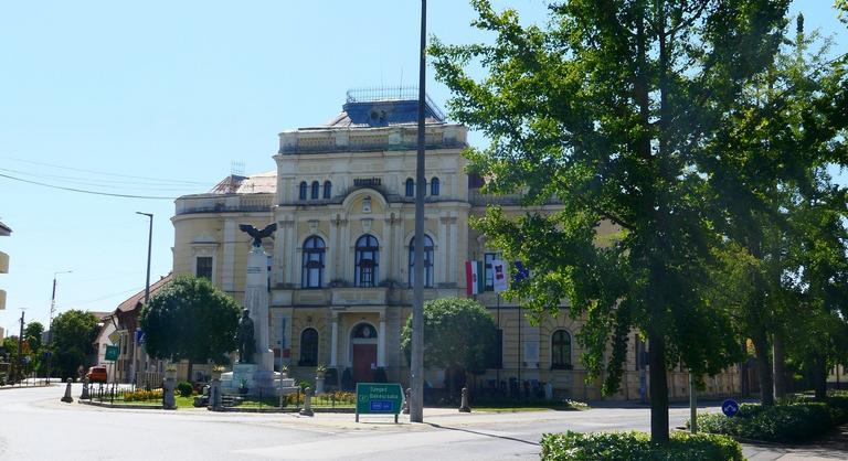 Hekkertámadás érte Mezőberény polgármesteri hivatal informatikai rendszerét