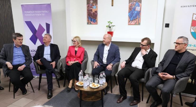 Simicskó István Nyíregyházán: Energiabiztonságról és családtámogatásokról is szól majd a választás