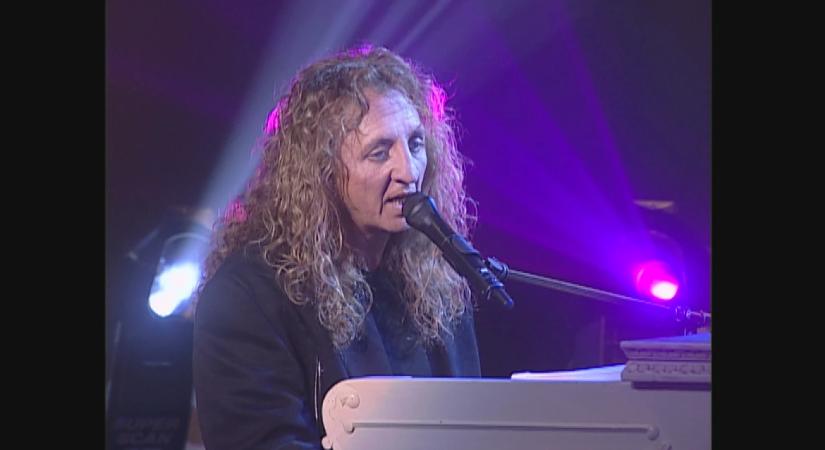 Új könyv készül Zámbó Jimmyről, nem nehéz kitalálni, ki írja