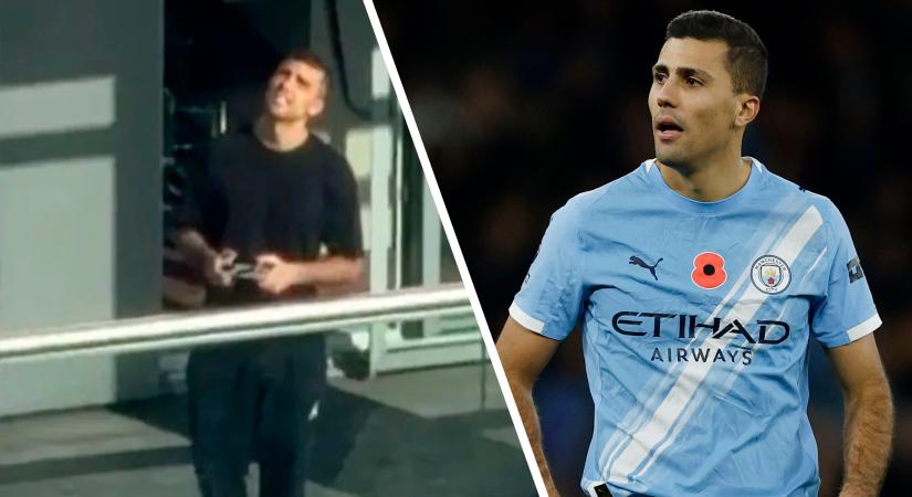 Drónozás miatt feljelentették a ManCity sztárját, topklubok akarják Tóth Alexék edzőjét - külföldi körkép