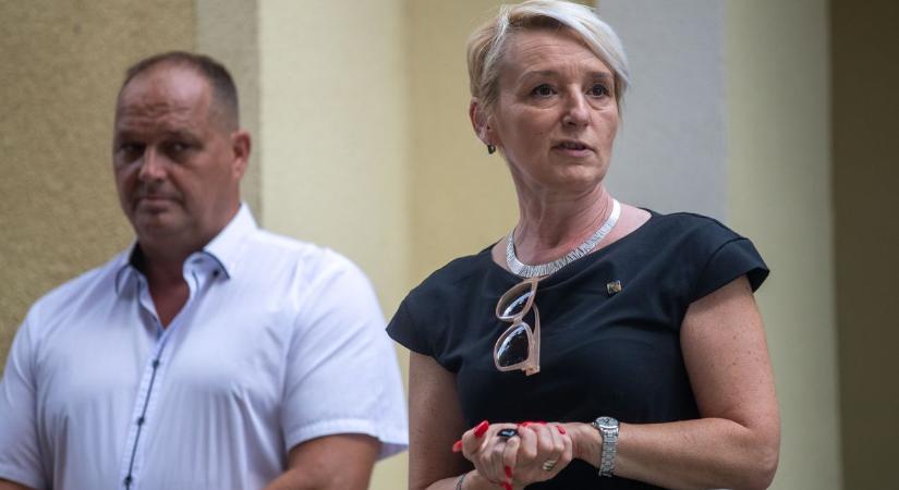 "Ez egy nagyon szimbolikus hely" - fogalmazott Czunyiné dr. Bertalan Judit Ácsteszérről