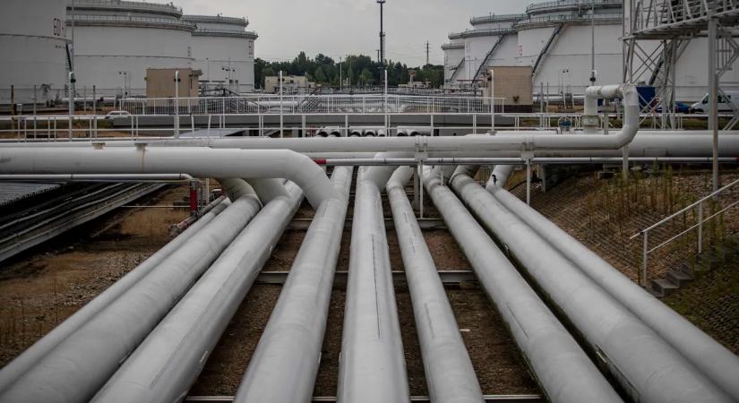 Odaért Kijevbe a Barátság kőolajvezeték állapotát vizsgáló küldöttség