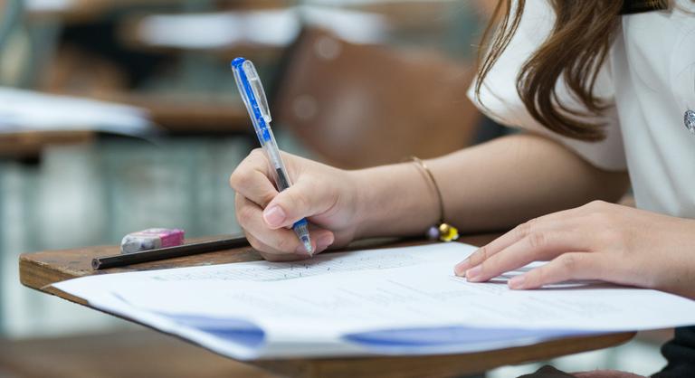 Már egyetlen tollvonással elintézhető lenne az oktatás egyik legnagyobb kihívása