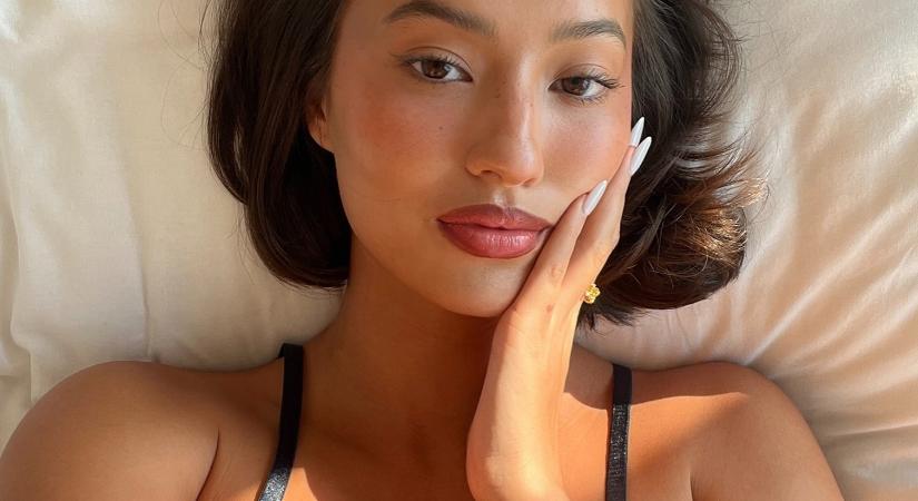 Thai énekesnő, színésznő, modell, vállalkozó – ki az?