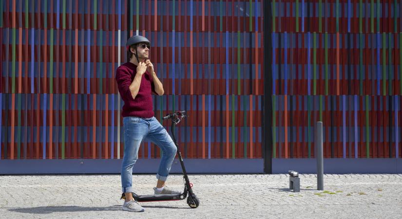 Itt a tavasz, egyre több a rolleres baleset