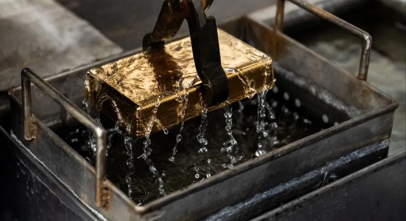 Az egész világról állít ki bizonyítványt, ahogyan az arany mozog a válságban