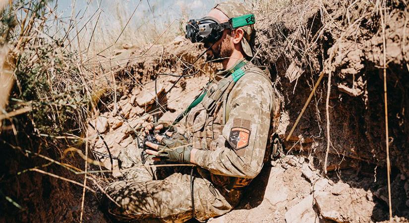 Miért küld ukrán drónkezelőket Zelenszkij a Közel-Keletre?