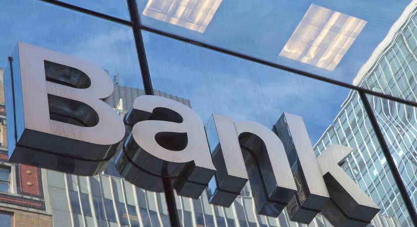 Brutális adóterhek alatt nyög a magyar bankszektor – itt vannak a friss számok