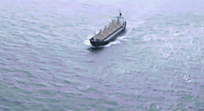 Irán már 200 dolláros olajjal fenyeget – Újabb támadások érték a kereskedelmi hajókat