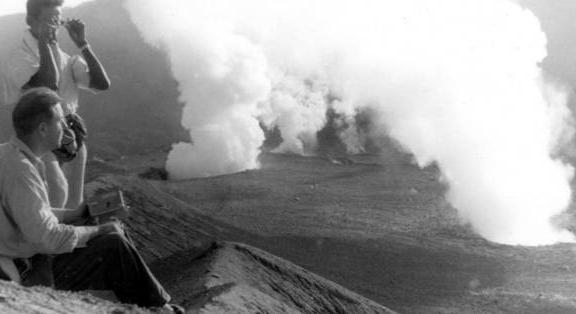 Indonézia járatlan útjain – Balázs Dénes és Horváth Mihály 196465. évi indonéziai expedíciójának válogatott fotográfiái. Kötetbemutató és fotókiállítás a Magyar Földrajzi Múzeumban