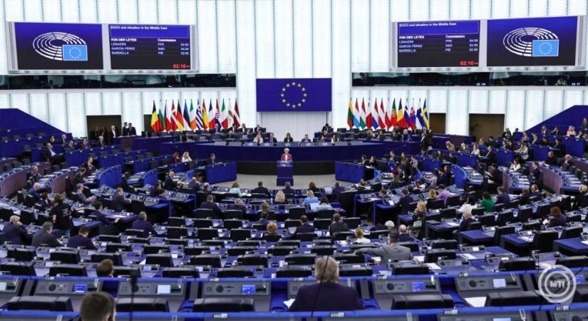 Az EP lépéseket sürget a nemek közötti bér- és nyugdíjszakadék felszámolására