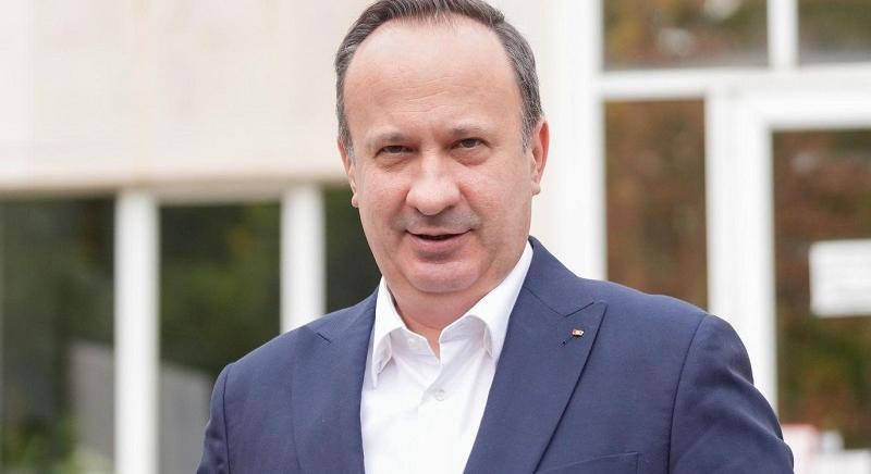 Botrány a külügyi bizottságban: sovén megjegyzések Hajdu Gábornak címezve