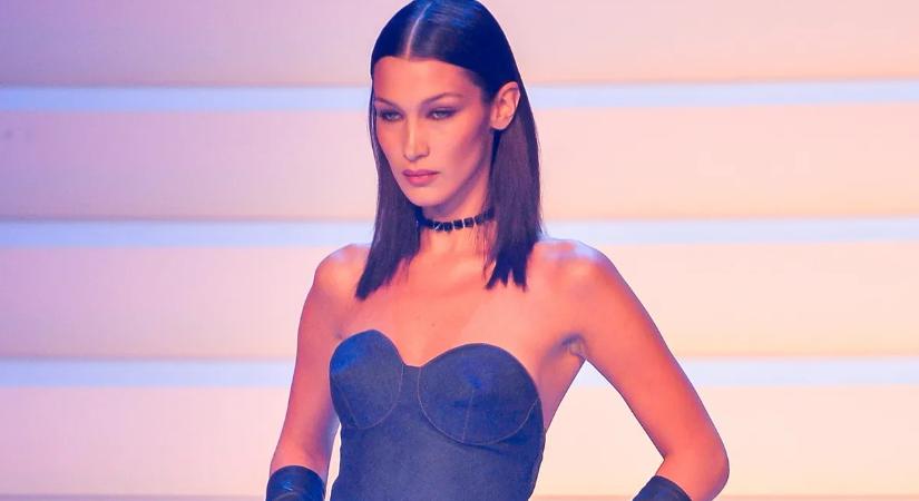 Bella Hadid mellei kis híján kibuggyantak falatnyi csipketopjából