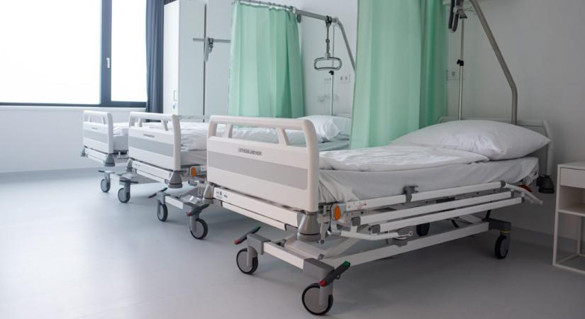 Kiszivárgott a kormány által megrendelt egészségügyi reformterv, amit még azelőtt elsüllyesztettek, hogy nekiláttak volna, de Magyar Péter szerint 2026 után újra elővennék