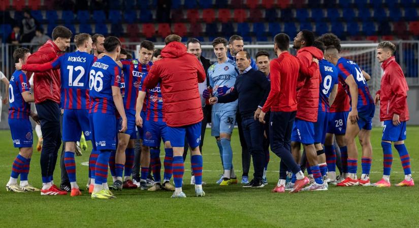 Edzősors: a Szparit megmentette, majd ajtót mutattak neki! Most külföldön kapott állást – sajtóhír