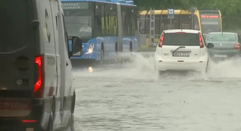 Riasztás érkezett: brutális eső csap le az ország felére, ha itt élsz ne indulj el esernyő nélkül!