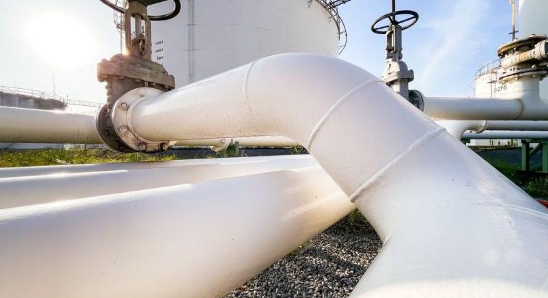 Irdatlan olajárrobbanás követi az iráni támadást