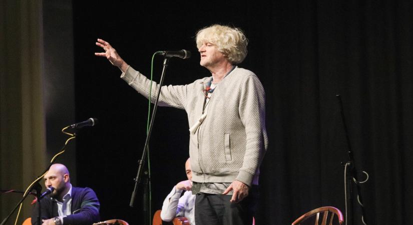 „Szia, szia, diszlexia!” – Rendhagyó irodalmi és zenei élmény