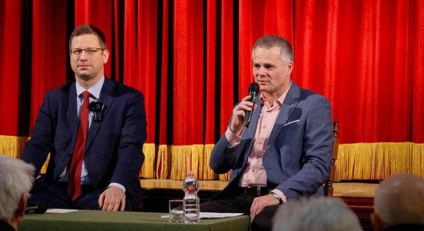 Választási törvényt sértett a középiskolában kampányoló kecskeméti Fidesz-jelölt