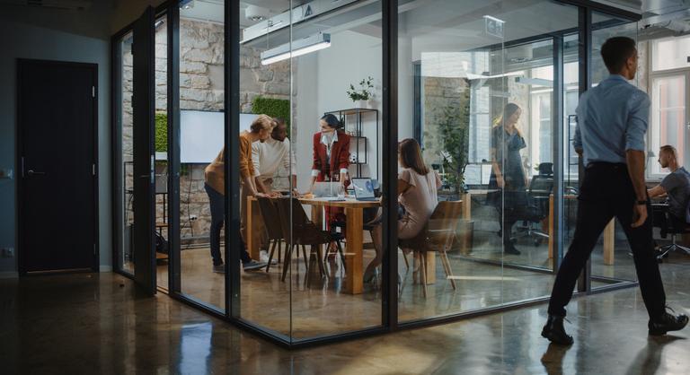 Éheznek a magyar cégek a támogatásra, újabb 50 milliárdot rántanak elő számukra