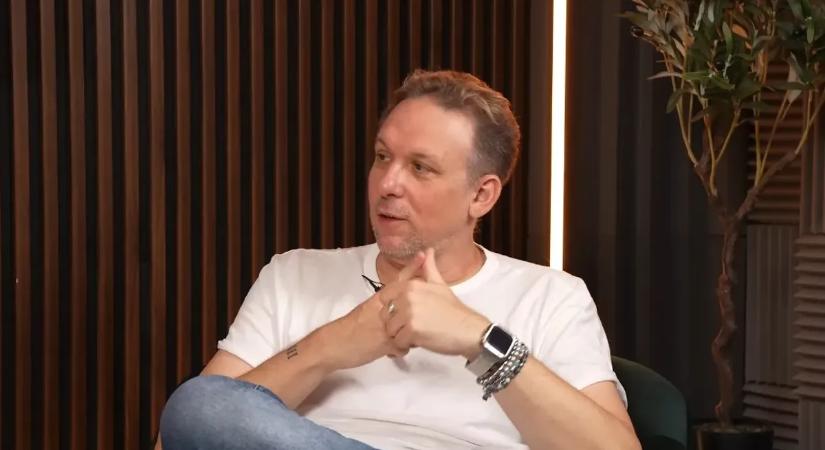 Tóth Szabi: Magyarország a béke apró kis szigete