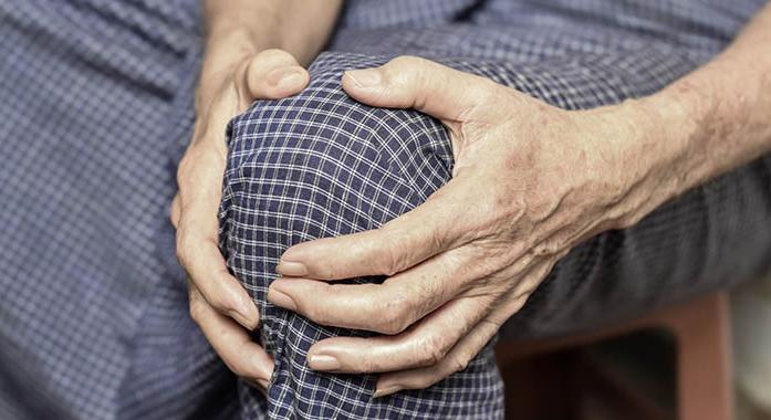 A Baker-ciszta tünetei és kezelése