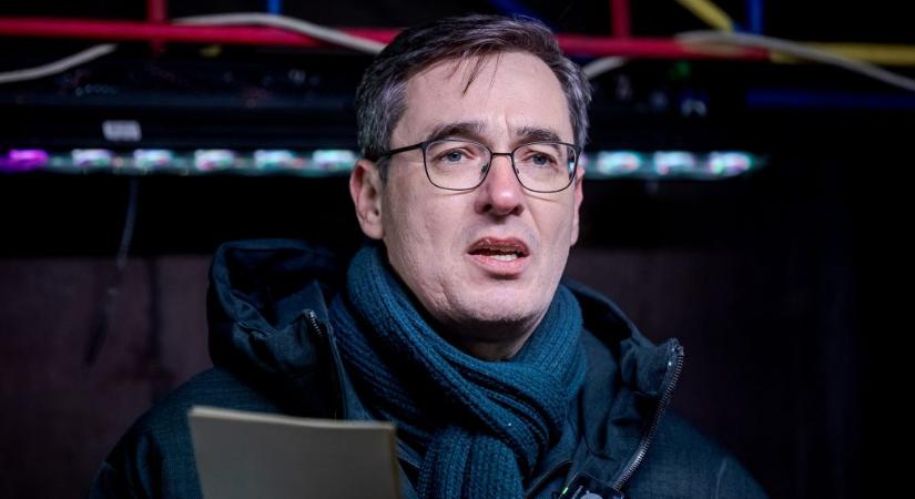 Karácsony: Kénytelenek leszünk a BKV-buszokkal beállni a benzinkutakra tankolni